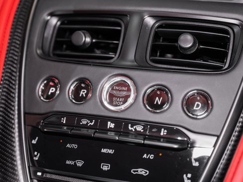 Used 2023 Aston Martin DB11 V8 Coupe image 27