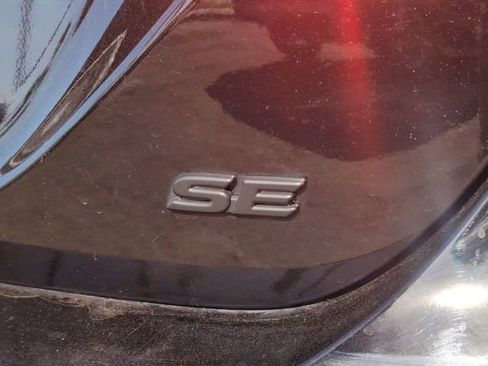 Used 2022 Toyota Camry SE w/ Carpet Mat Package (TMS) FWD image 28