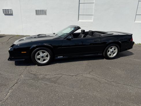 Used 1991 Chevrolet Camaro Z28 RWD image 5