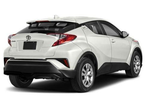 Used 2020 Toyota C-HR XLE FWD image 3