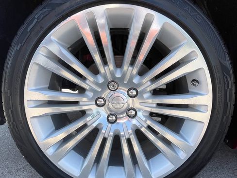 Used 2014 Chrysler 300 C w/ Beats Audio Group RWD image 12