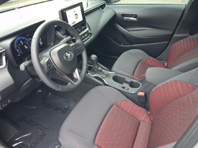 Used 2026 Toyota Corolla SE FWD image 11
