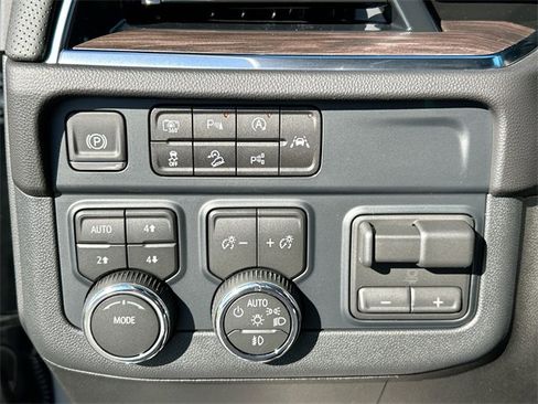 New 2026 Chevrolet Tahoe Premier w/ Sun And Tow Package image 18