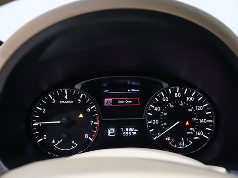 Used 2015 Nissan Altima 2.5 SV w/ Convenience Package image 37