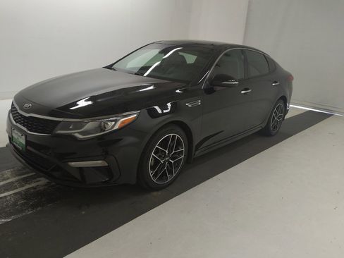 Used 2020 Kia Optima SE FWD image 2