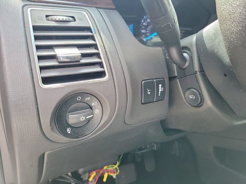 Used 2017 Ford Flex Limited FWD image 16
