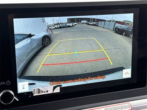 Used 2025 Toyota 4Runner SR5 image 17