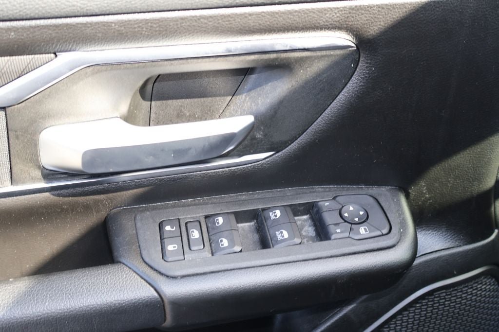 Used 2025 RAM 1500 Big Horn AWD/4WD image 19