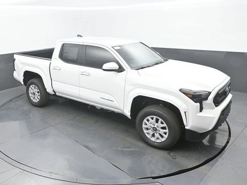 New 2026 Toyota Tacoma SR5 AWD/4WD image 26