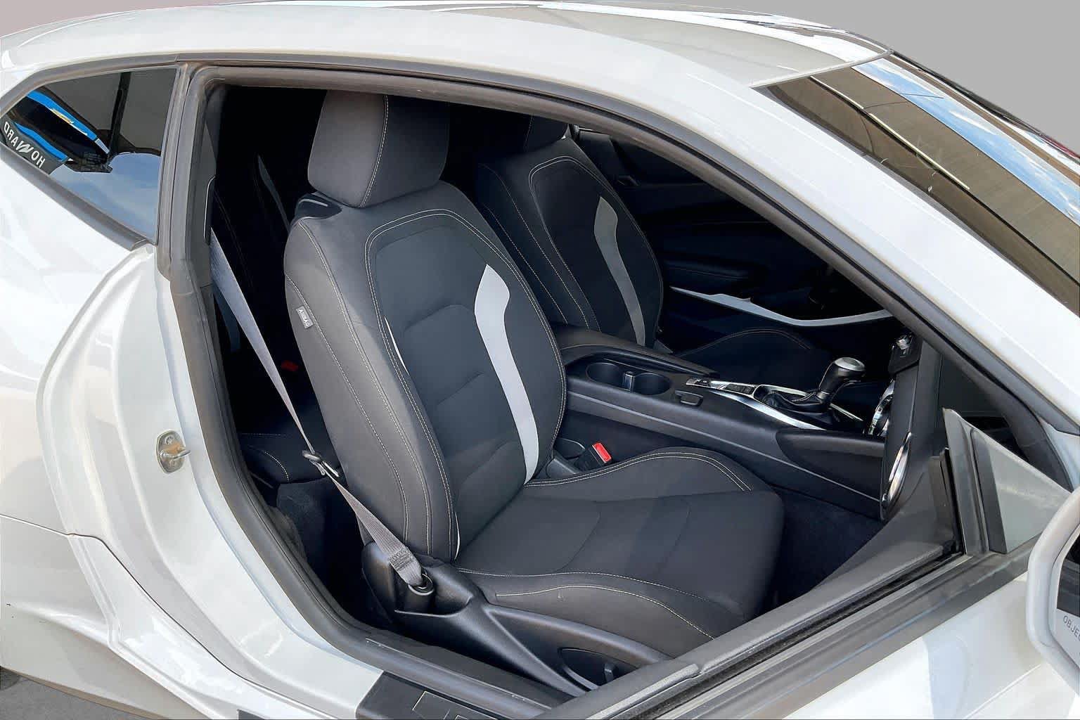 Used 2021 Chevrolet Camaro LT w/ RS Package RWD image 10