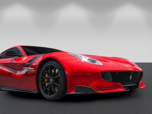 Certified 2017 Ferrari F12tdf RWD image 9