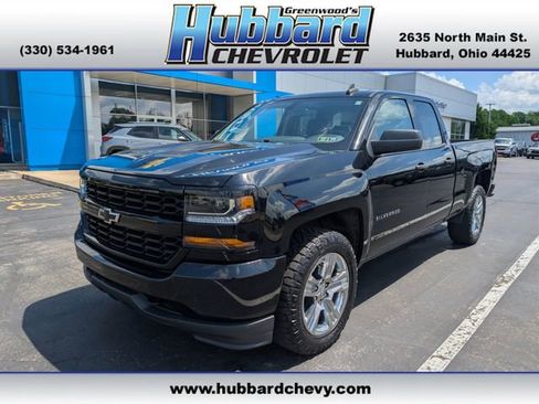 Used 2018 Chevrolet Silverado 1500 Custom w/ Custom Value Package AWD/4WD image 1