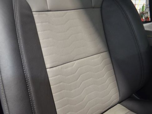 Used 2023 Chevrolet Silverado 1500 ZR2 w/ Technology Package image 31