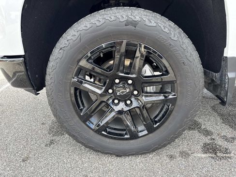 Used 2025 Chevrolet Silverado 1500 LT Trail Boss w/ Convenience Package II image 37