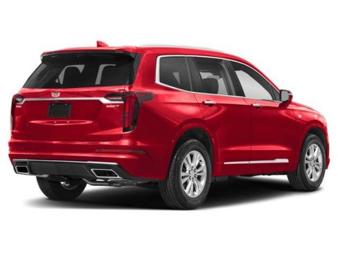 Used 2024 Cadillac XT6 Luxury image 3