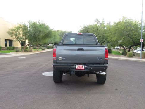 Used 2004 Ford F350 Harley-Davidson image 12