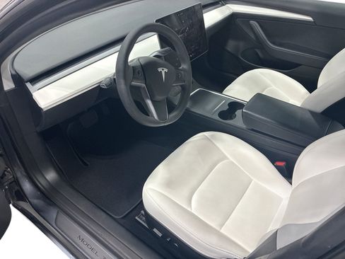 Certified 2023 Tesla Model 3 Long Range AWD/4WD image 9