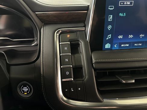 Used 2024 Chevrolet Tahoe Premier image 23