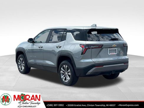 Used 2026 Chevrolet Equinox LT FWD image 4