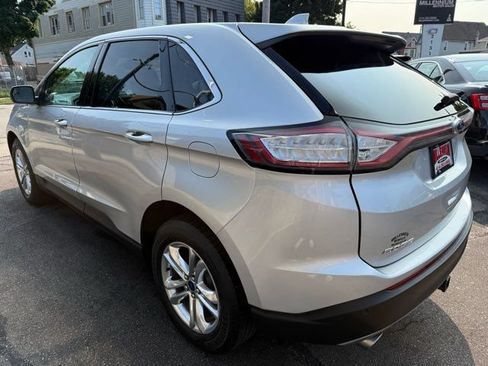 Used 2018 Ford Edge SEL w/ Equipment Group 201A AWD/4WD image 6