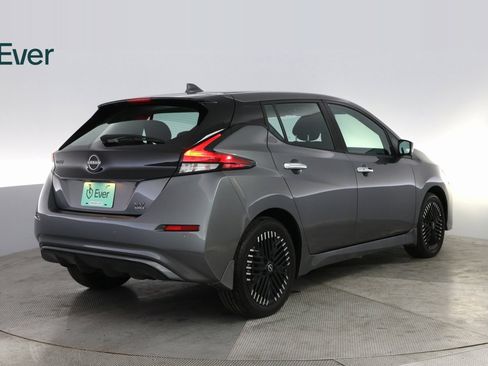 Used 2024 Nissan Leaf SV Plus image 12