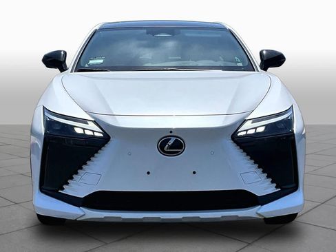 Used 2023 Lexus RZ 450e Premium w/ Cold Area Package AWD/4WD image 4