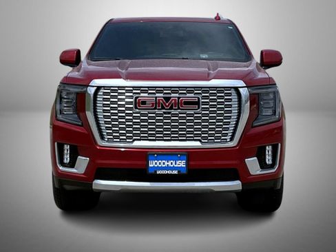 Used 2023 GMC Yukon XL Denali AWD/4WD image 2