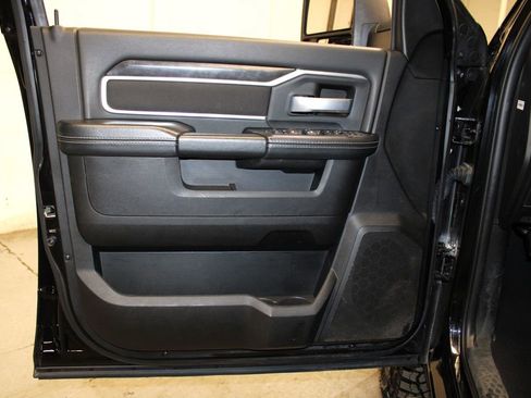 Used 2024 RAM 2500 Big Horn image 24