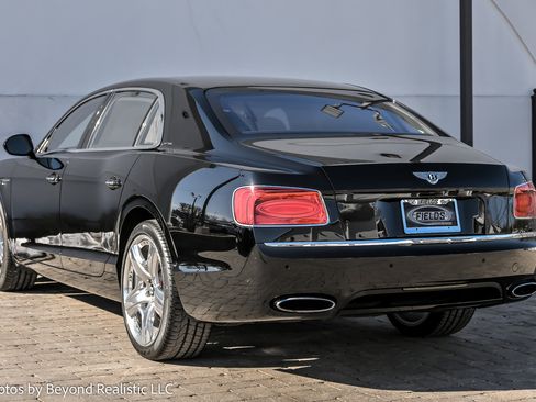 Used 2014 Bentley Flying Spur W12 image 7