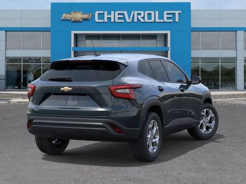 New 2026 Chevrolet Trax LS w/ LS Convenience Package image 6