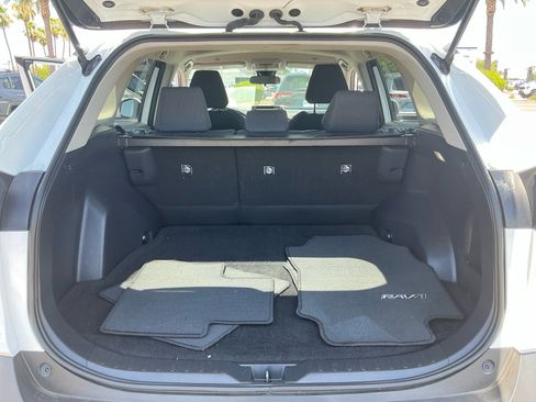 Certified 2025 Toyota RAV4 LE AWD/4WD image 31