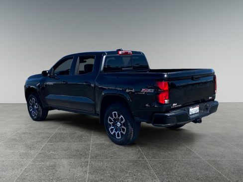 Used 2026 Chevrolet Colorado Z71 image 3