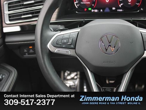 Used 2024 Volkswagen Atlas SEL Premium R-Line image 14