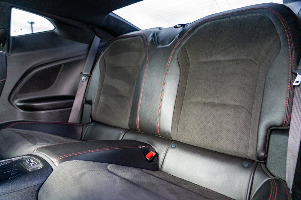 Used 2021 Chevrolet Camaro ZL1 RWD image 15