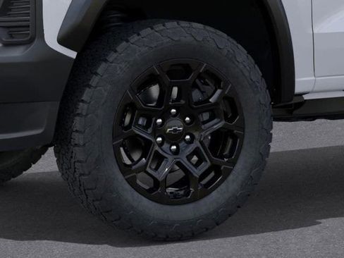 New 2026 Chevrolet Colorado Trail Boss AWD/4WD image 9