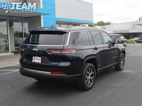 Used 2023 Jeep Grand Cherokee L Limited AWD/4WD image 4