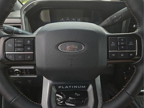 Used 2024 Ford F250 Platinum w/ FX4 Off-Road Package AWD/4WD image 11
