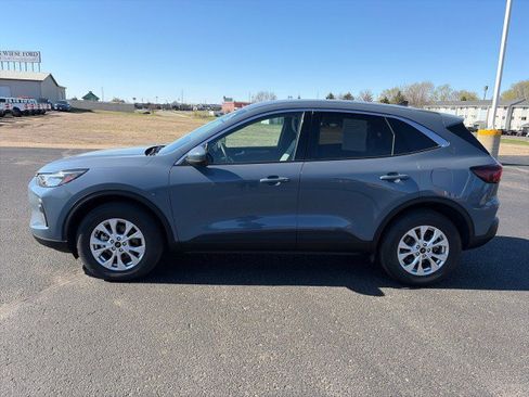 Used 2024 Ford Escape Active w/ Tech Pack #2 AWD/4WD image 2