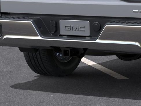 New 2026 GMC Sierra 1500 SLE w/ Preferred Package AWD/4WD image 14