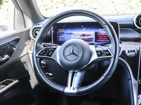 Used 2024 Mercedes-Benz GLC 300 image 16
