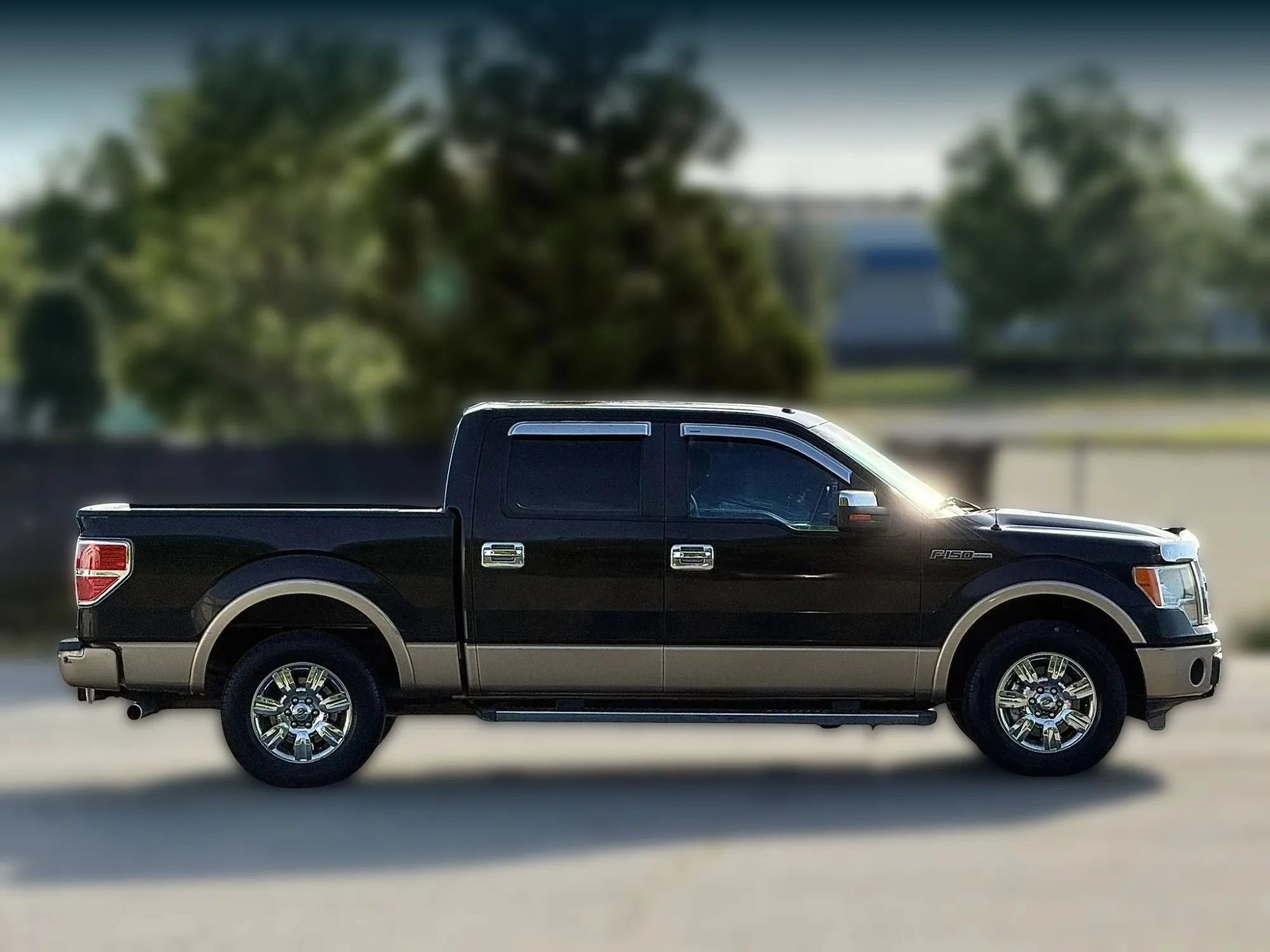 Used 2012 Ford F150 Lariat w/ Lariat Chrome Pkg RWD image 7