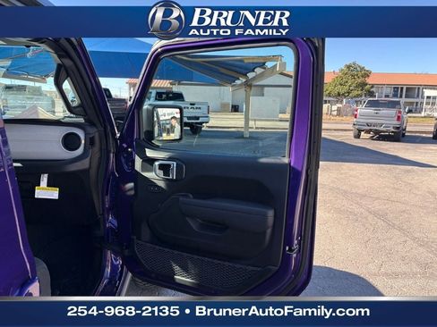 New 2026 Jeep Wrangler Unlimited Sport image 15