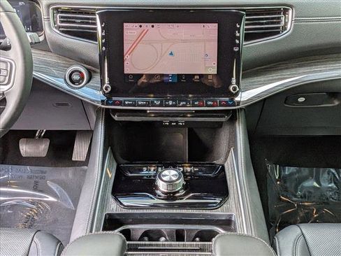 Used 2022 Jeep Wagoneer Series II w/ Premium Group I image 12