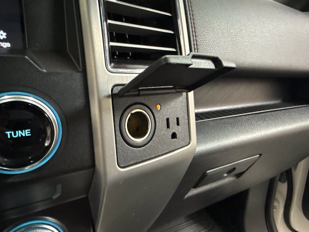 Used 2018 Ford F150 Platinum w/ Equipment Group 701A Luxury AWD/4WD image 33