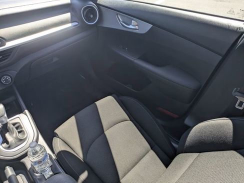 Used 2023 Kia Forte LXS image 15