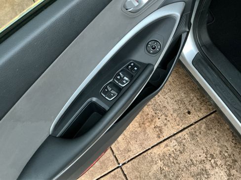 Used 2017 Hyundai Santa Fe Sport image 15