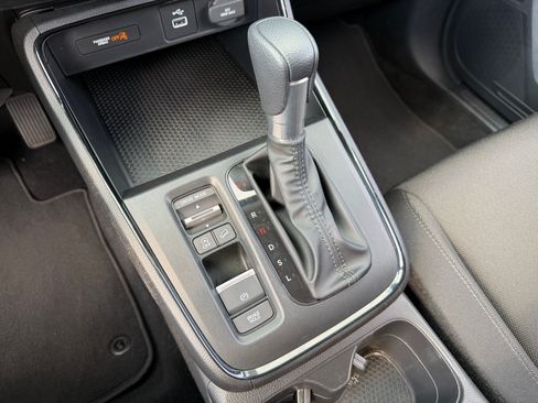 Used 2025 Honda CR-V LX image 15