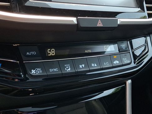 Certified 2017 Honda Accord EX-L image 15