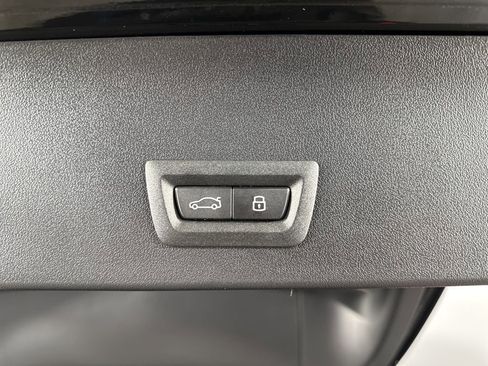 Used 2026 BMW X3 M50 w/ Premium Package image 25