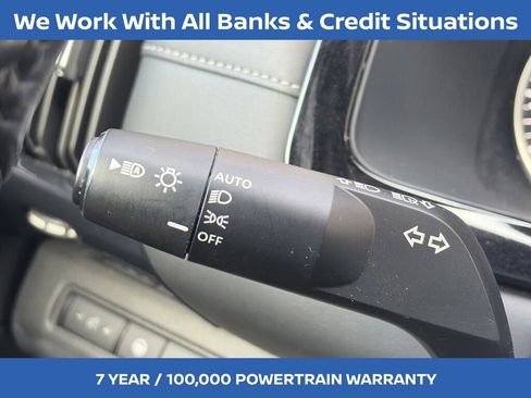 Certified 2025 Nissan Pathfinder SV image 23